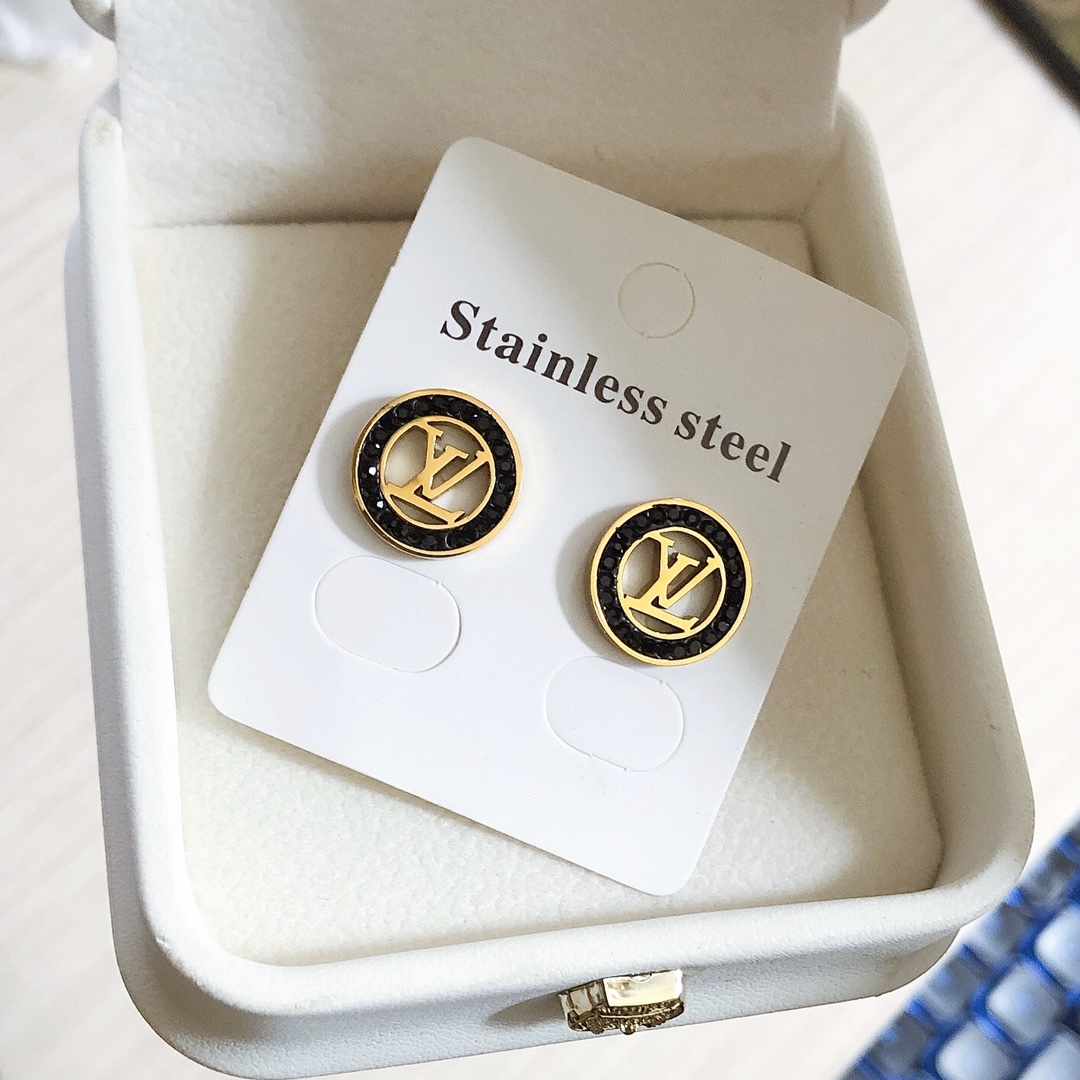 LV earrings 112802