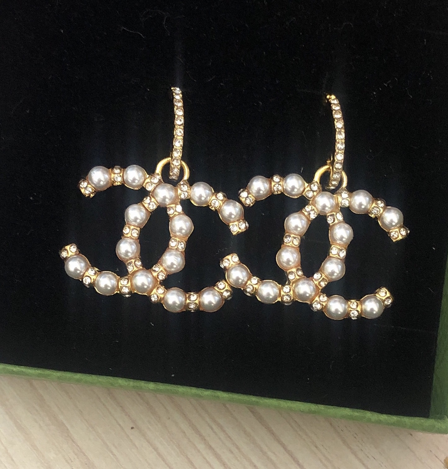 Chanel earrings 112832