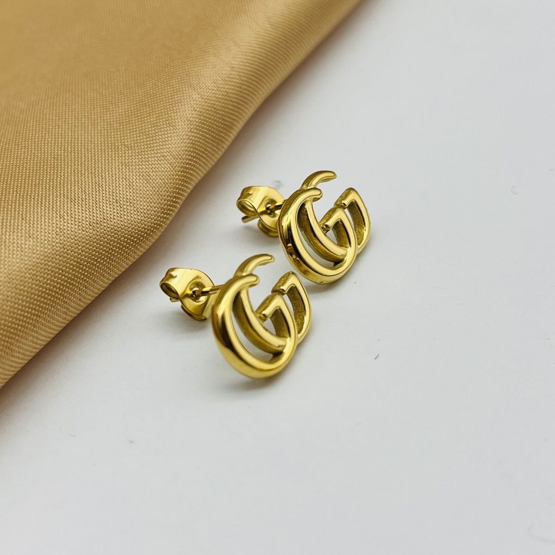 Gucci gold earrings 112826