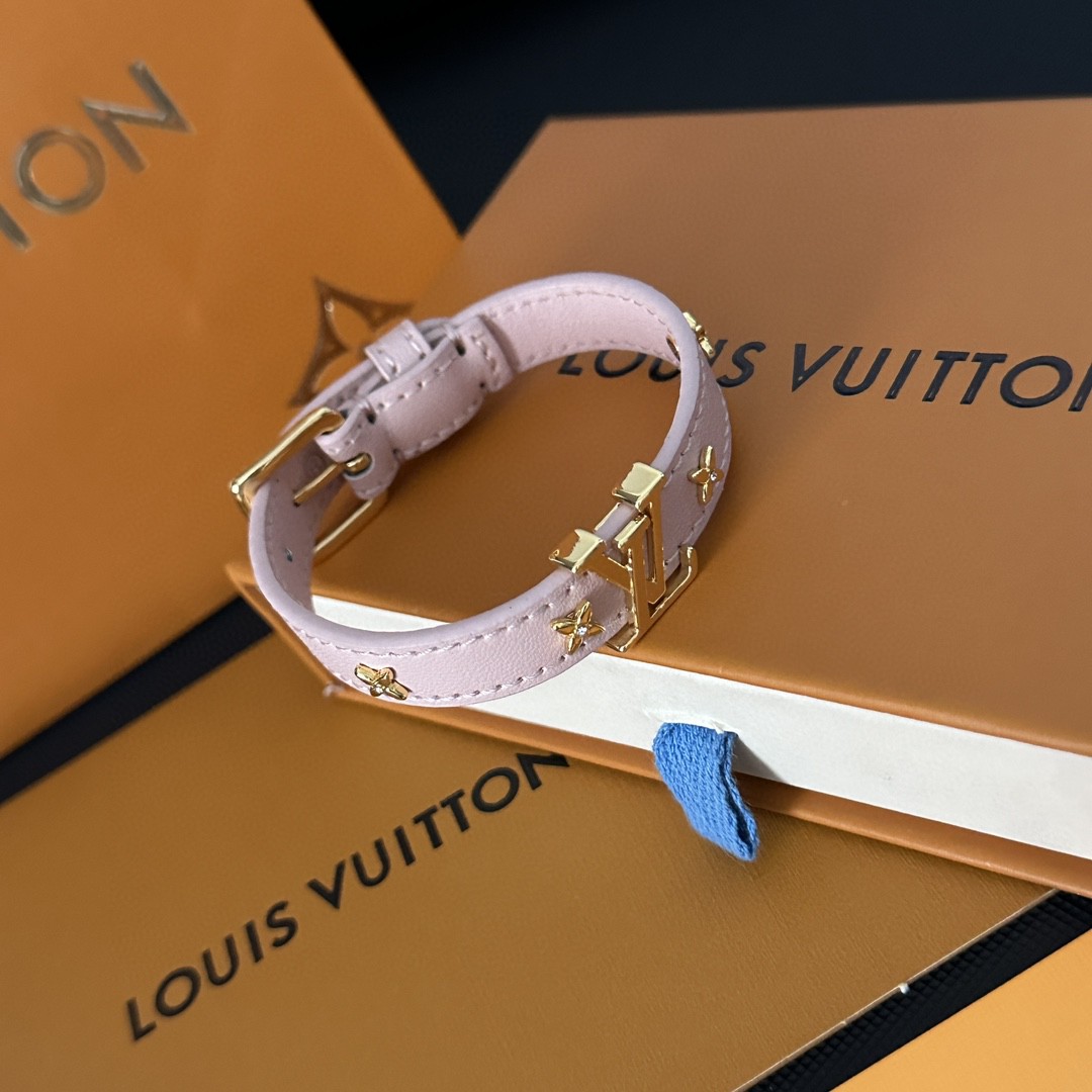 H9904 LV Leather bracelet