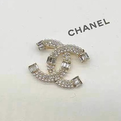 Chanel brooch CC 112973