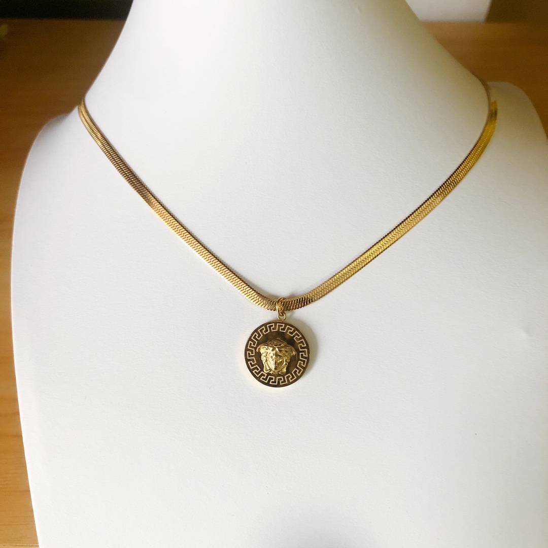 Versace necklace 113074