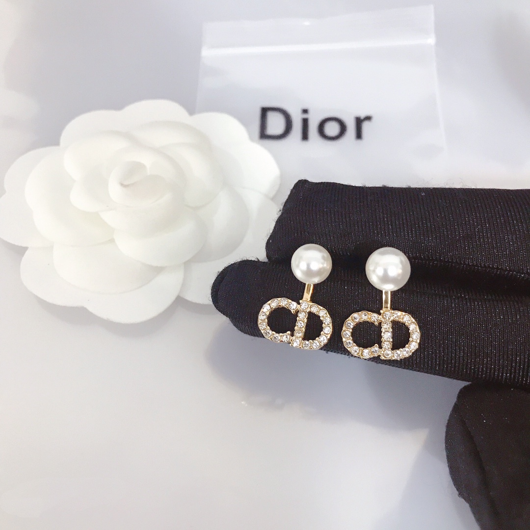 Dior CD pearls earrings 113067