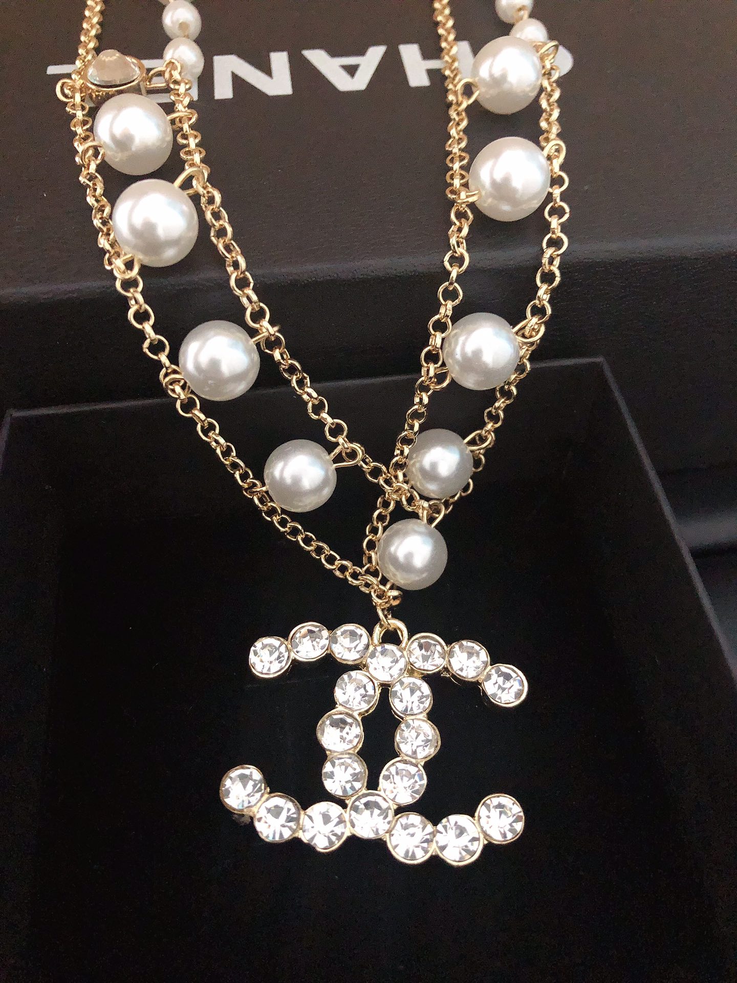 Chanel pearls necklace 113057