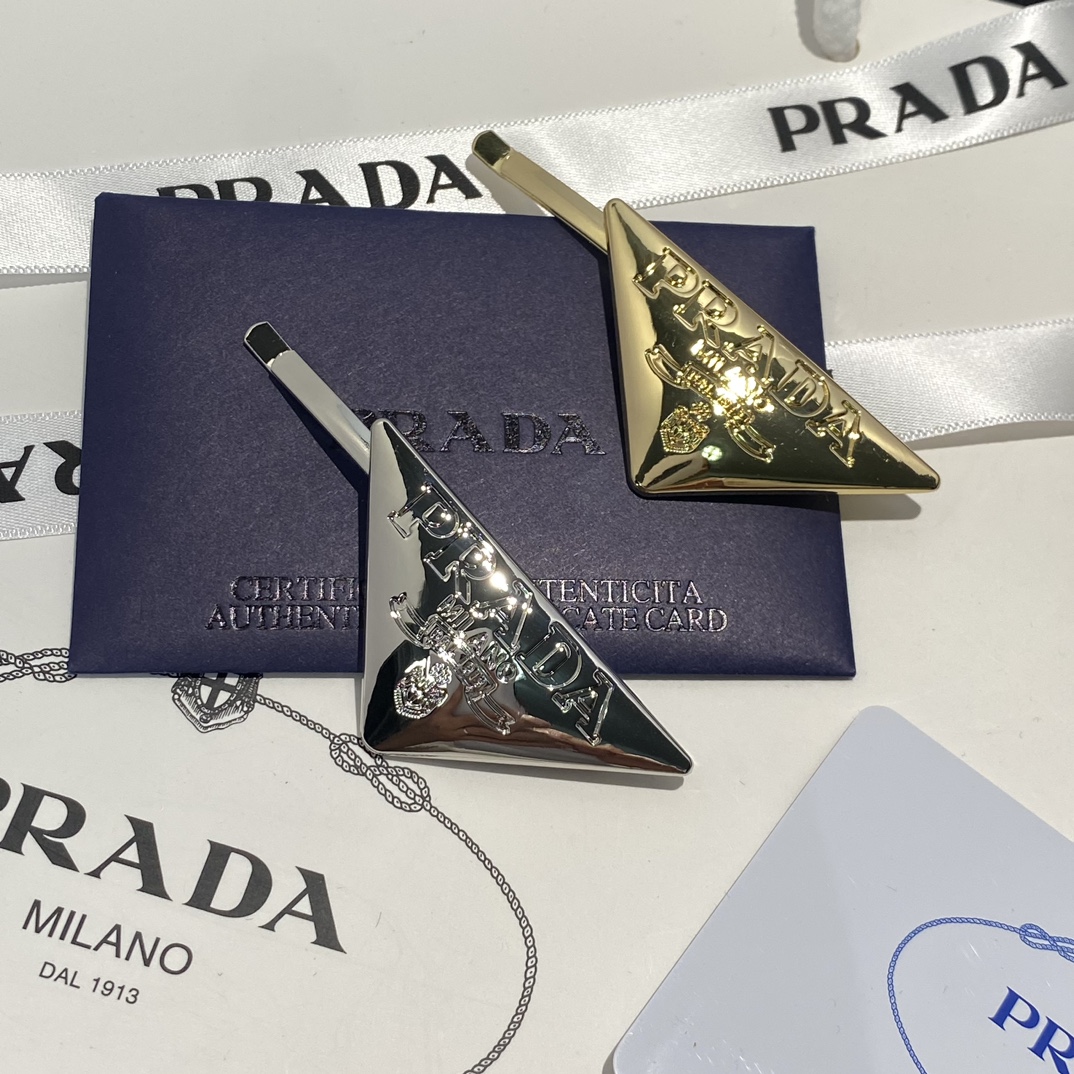 FS7052 Prada hairclip