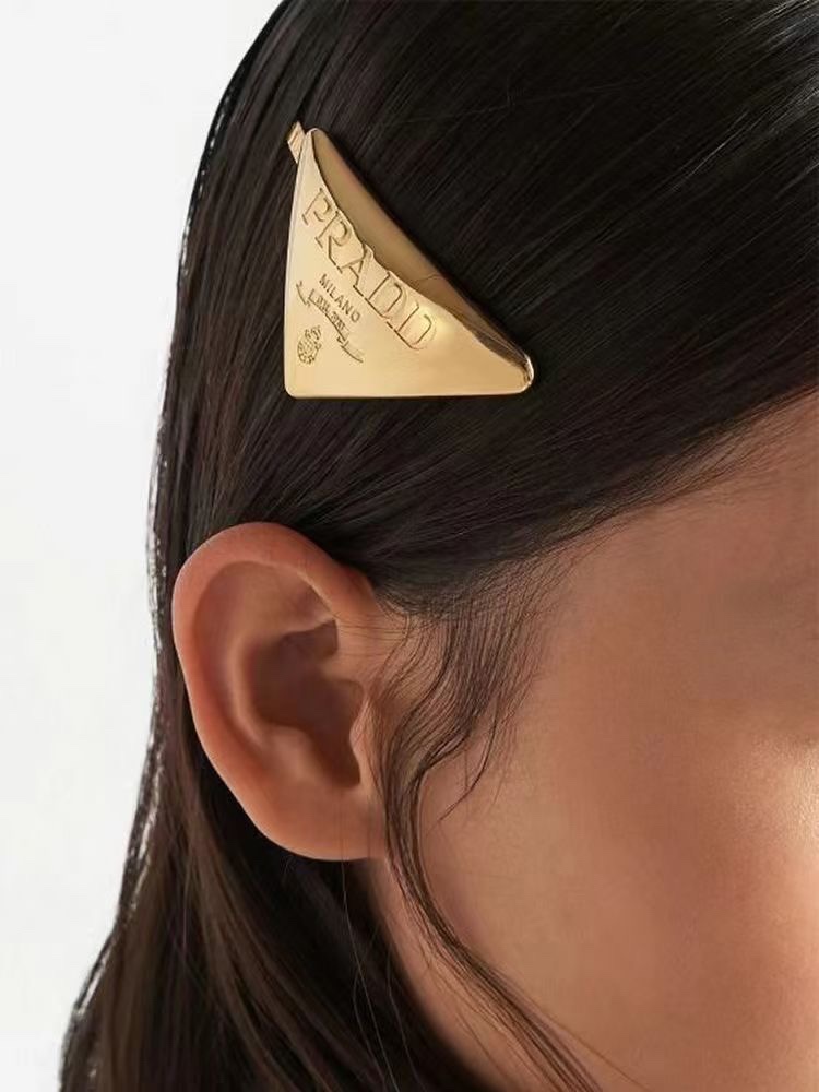 FS7052 Prada hairclip