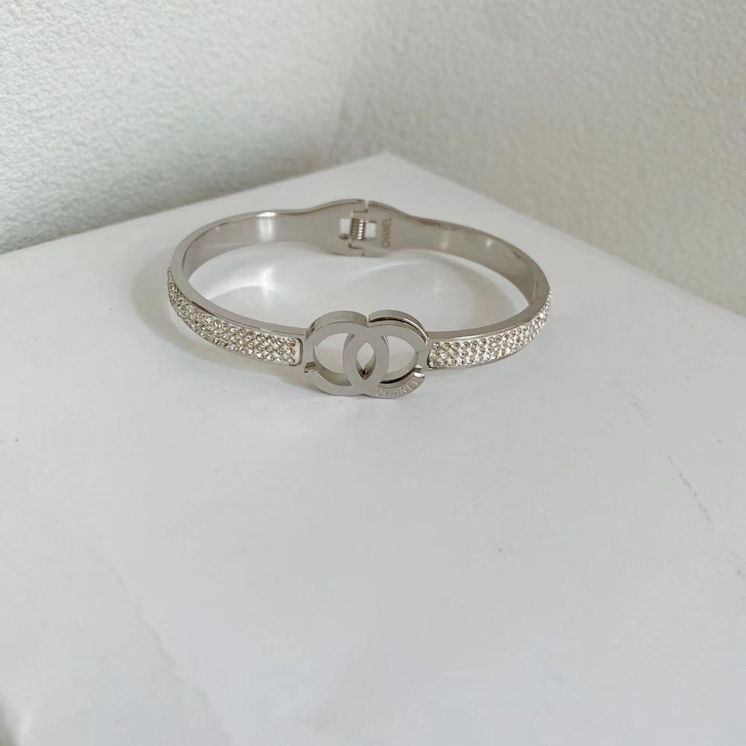 Chanel bracelet 113127