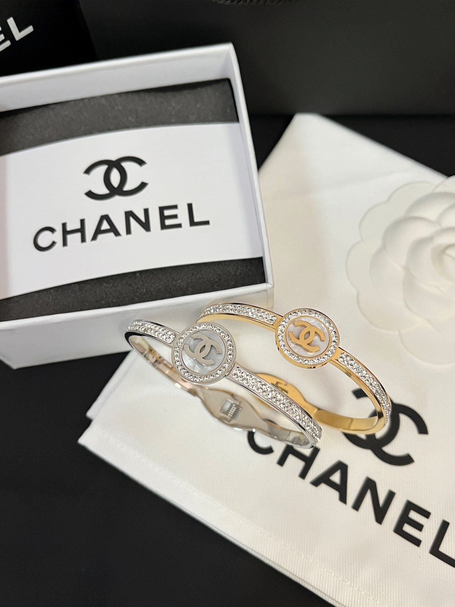 S362 Chanel bracelet