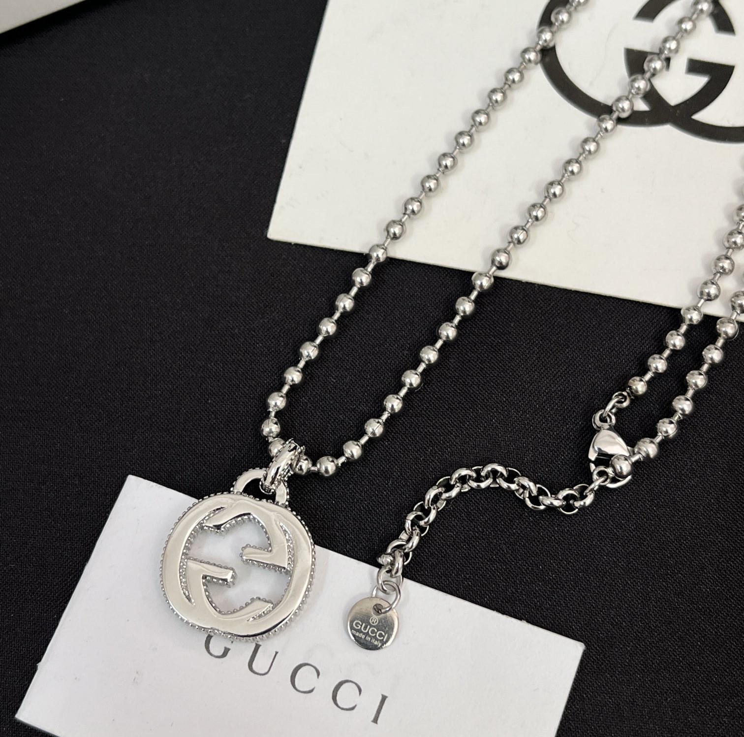 X568 Gucci necklace