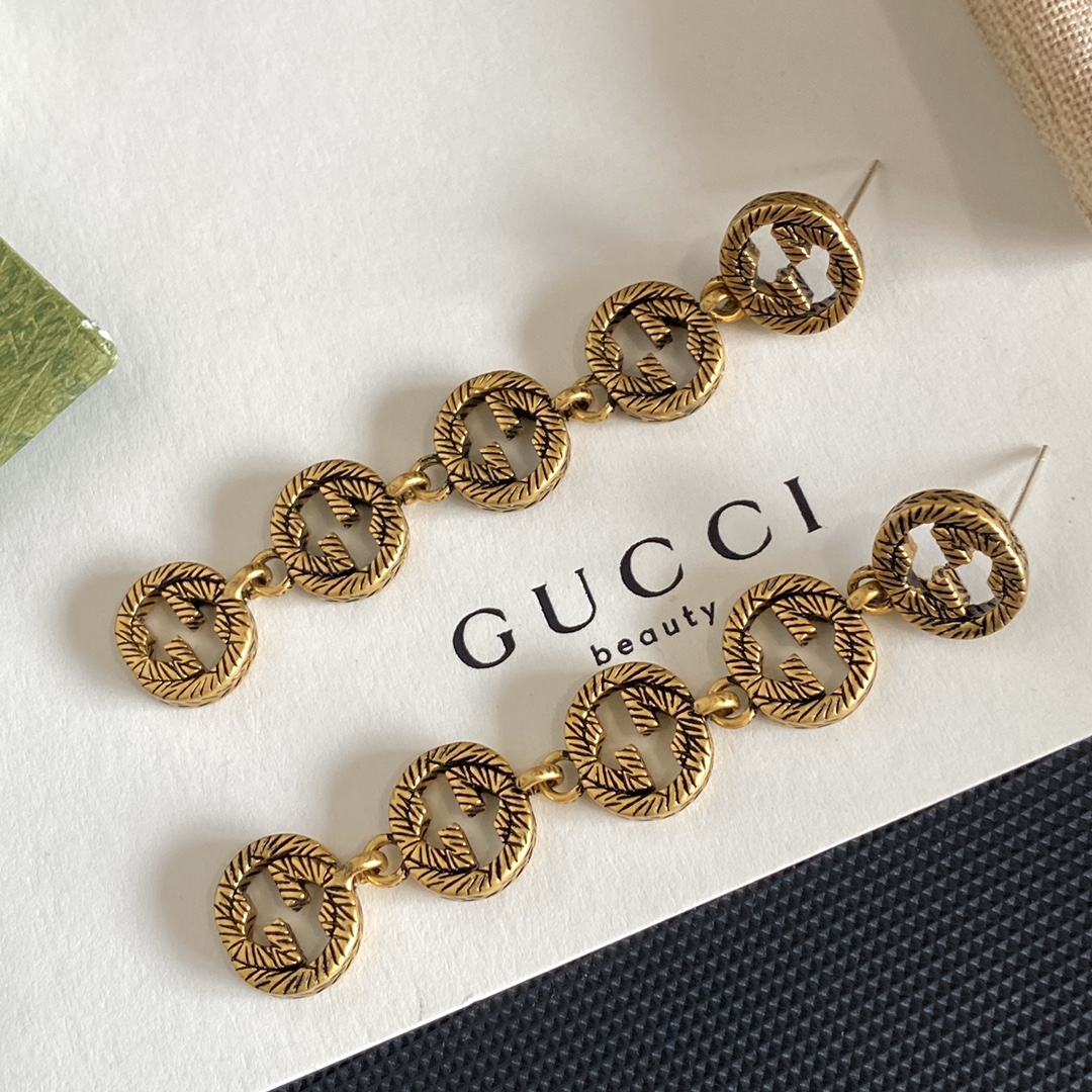 A1235  GUCCI earrings