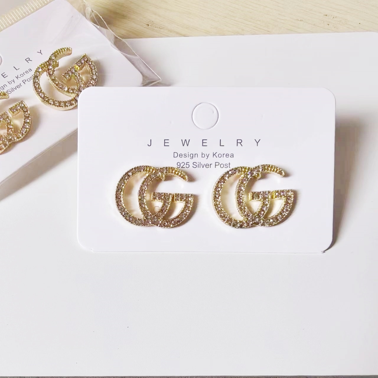Big sale!Gucci crystal GG earrings
