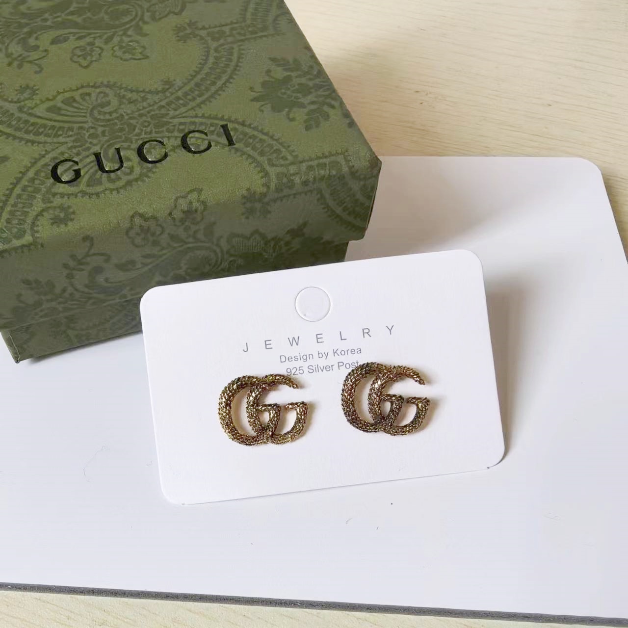 Big sale!Gucci bronze GG earrings