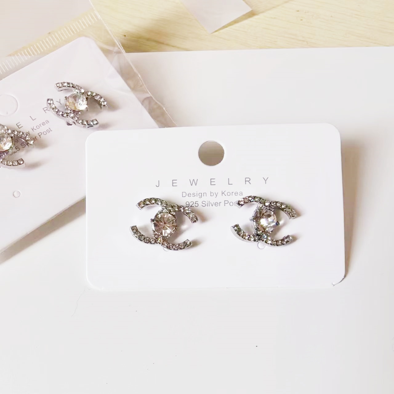 Big sale!Chanel crystal CC earrings