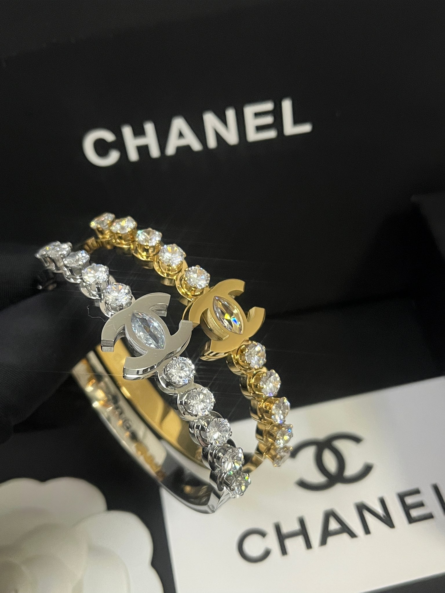S368  Chanel bracelet