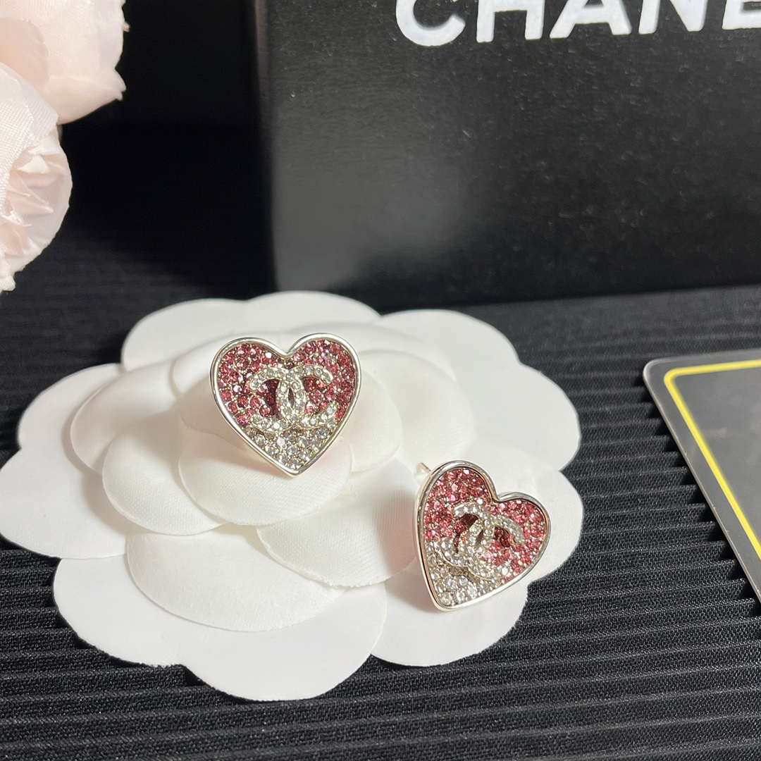 A920 Chanel earrings