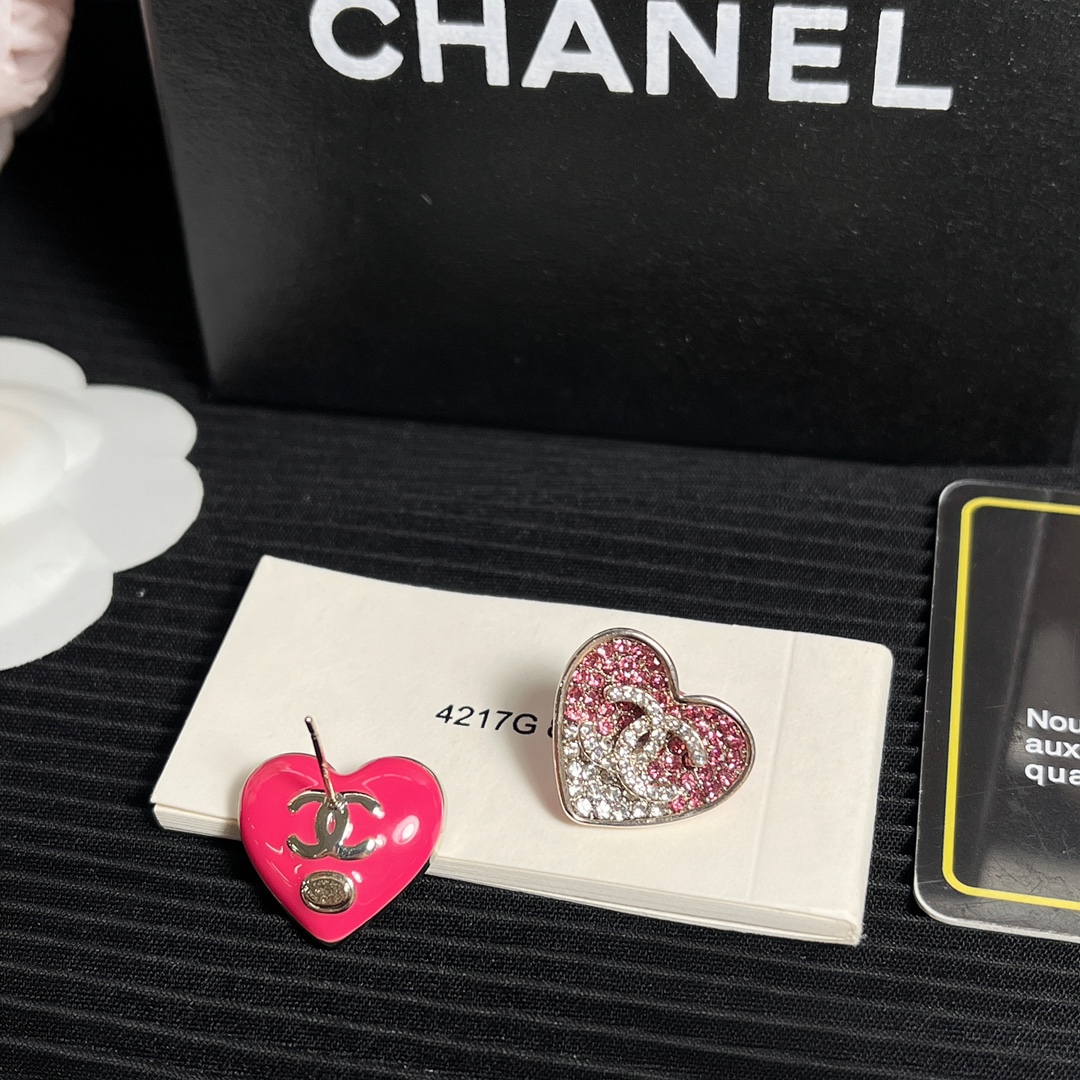 A920 Chanel earrings