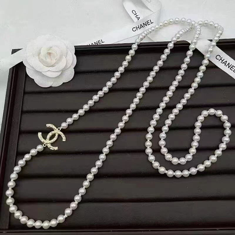 Chanel necklace 113491