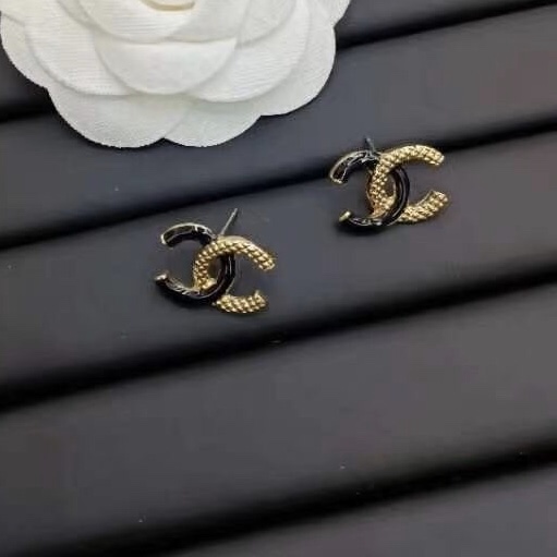 Chanel earrings 113486