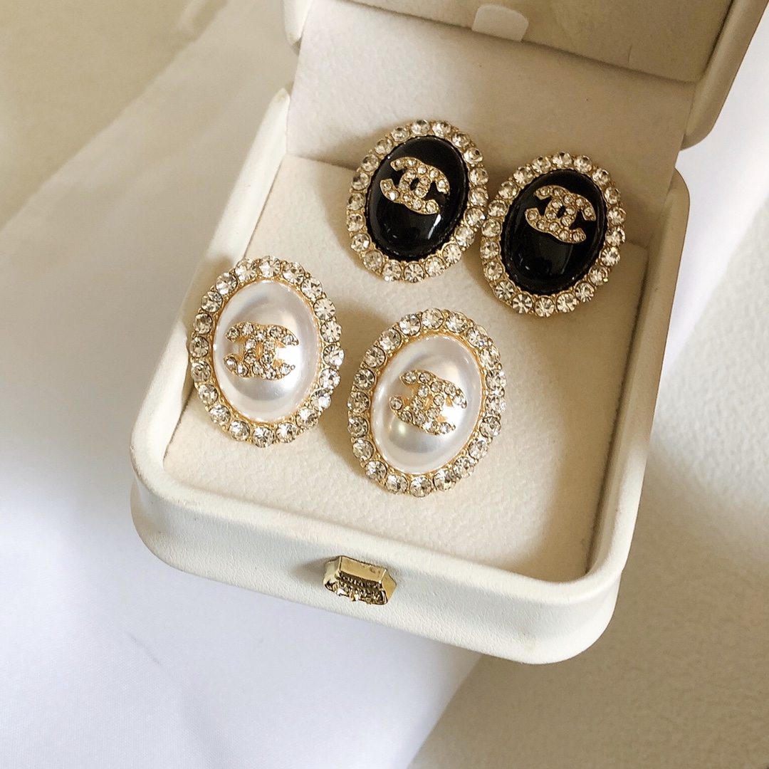 Chanel earrings 113482
