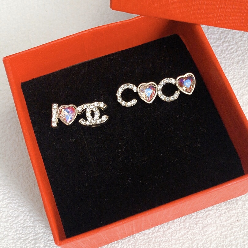 Chanel crystal earrings 113456
