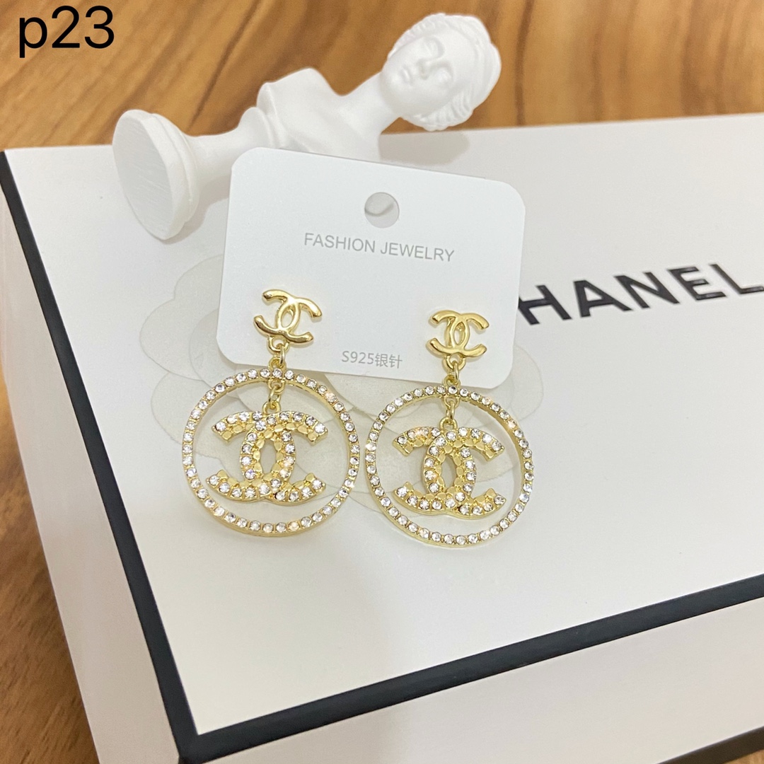 p23 Chanel earrings 107473
