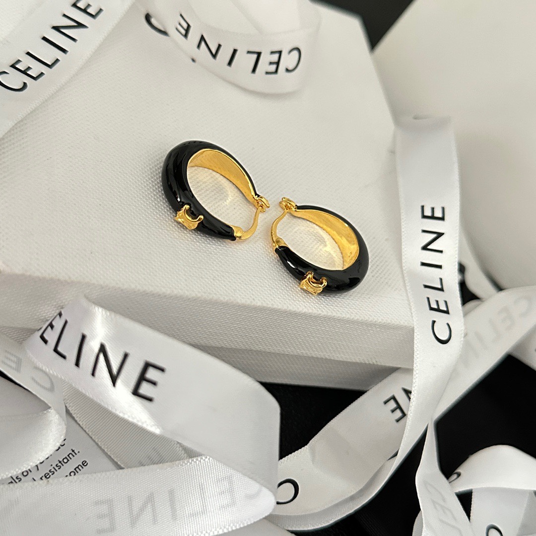 A1134 Celine hoop earrings