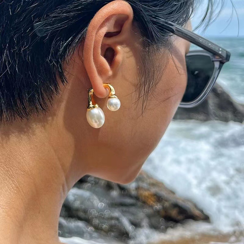A296 Celine earrings