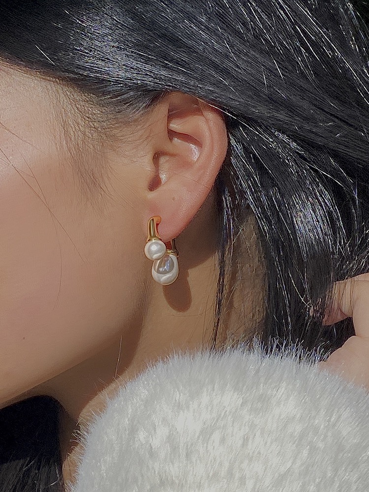 A296 Celine earrings