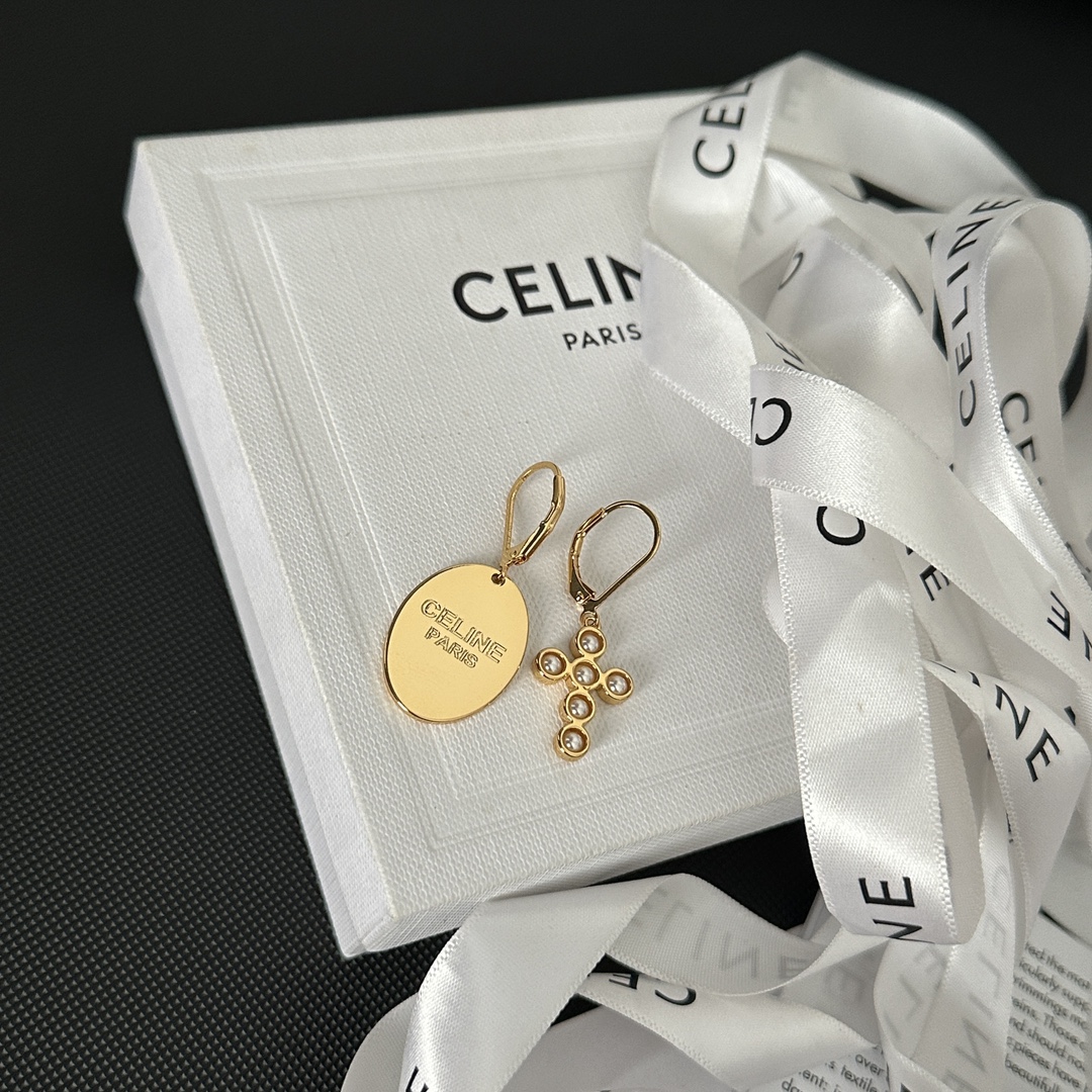 A851 Celine earrings