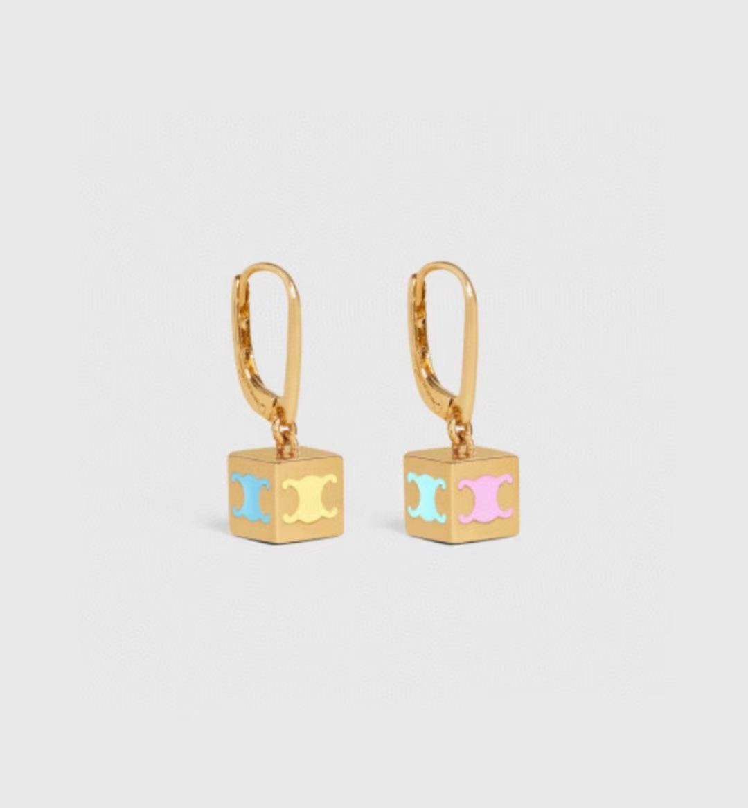 A1127 CELINE earrings