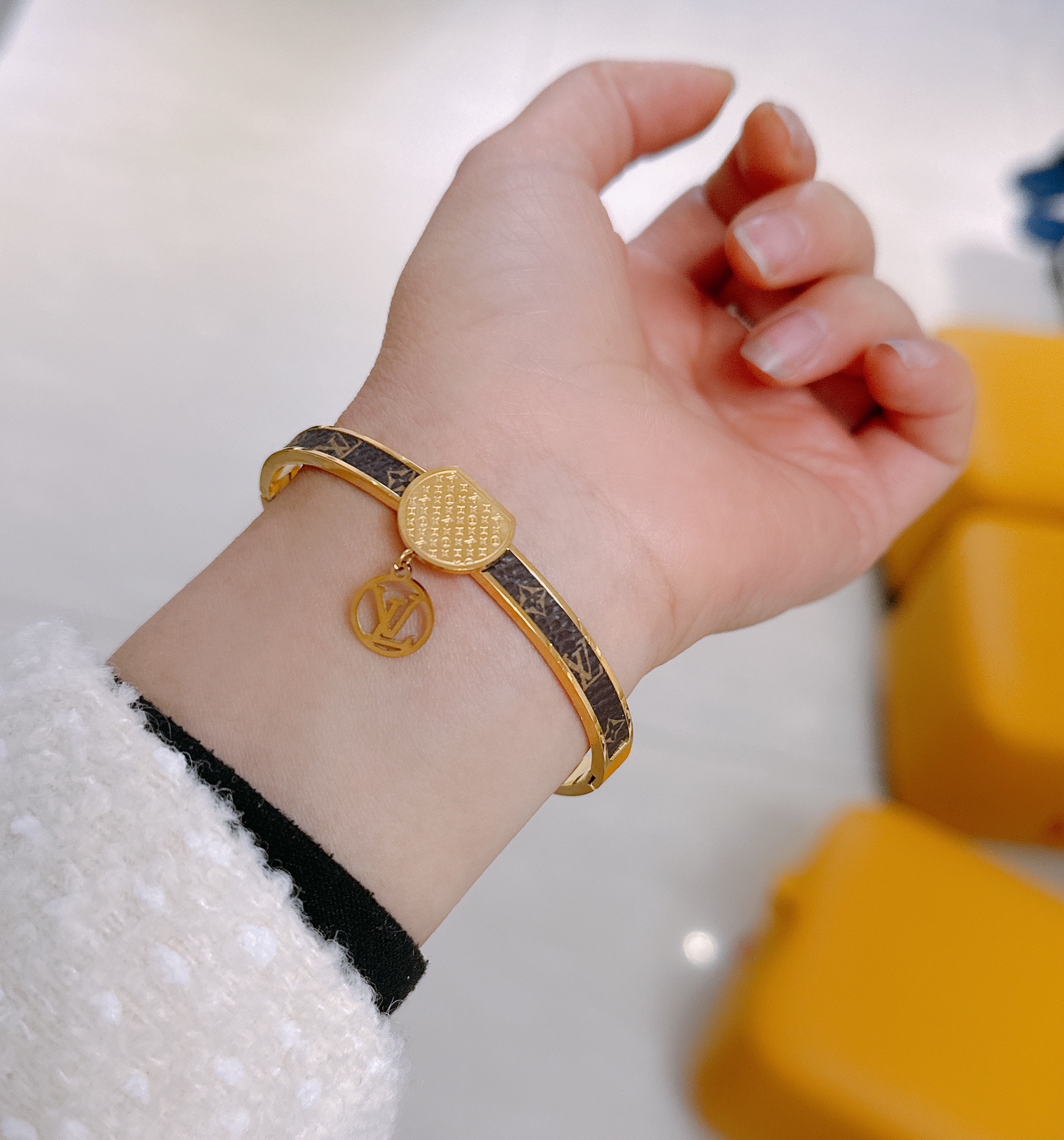 LV Louis vuitton bracelet 113568