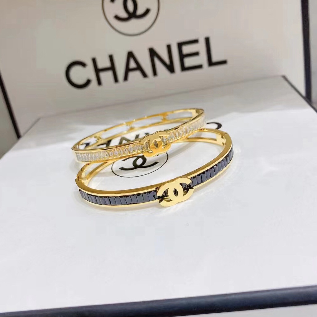 Chanel bracelet 113565