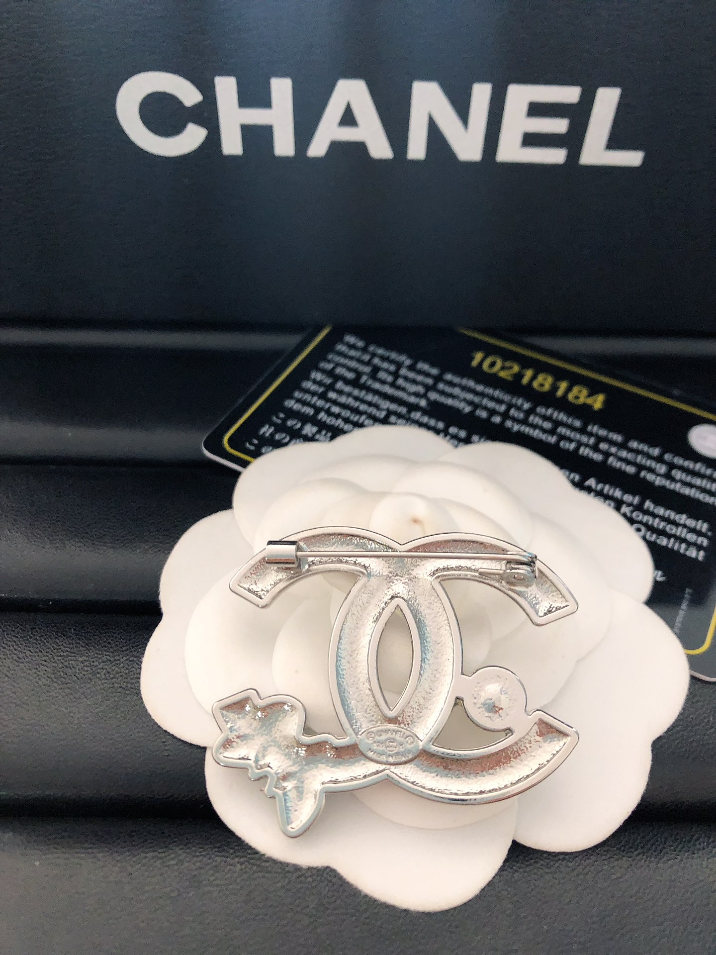Chanel butterfly brooch 113600