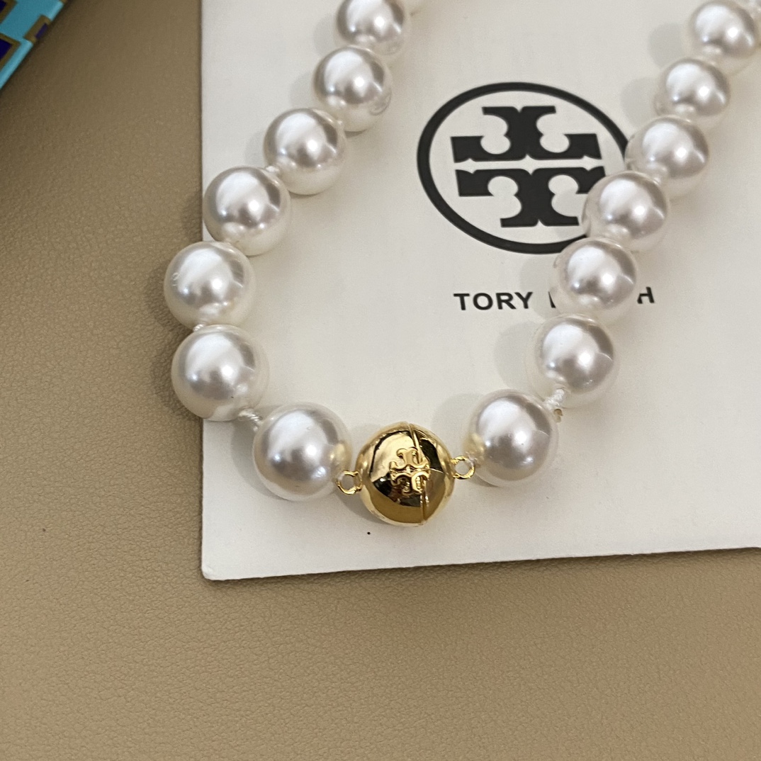 B724  TB-Tory Burch pearls choker necklace