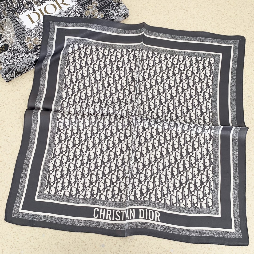 Dior silk scarf 70cm 113748