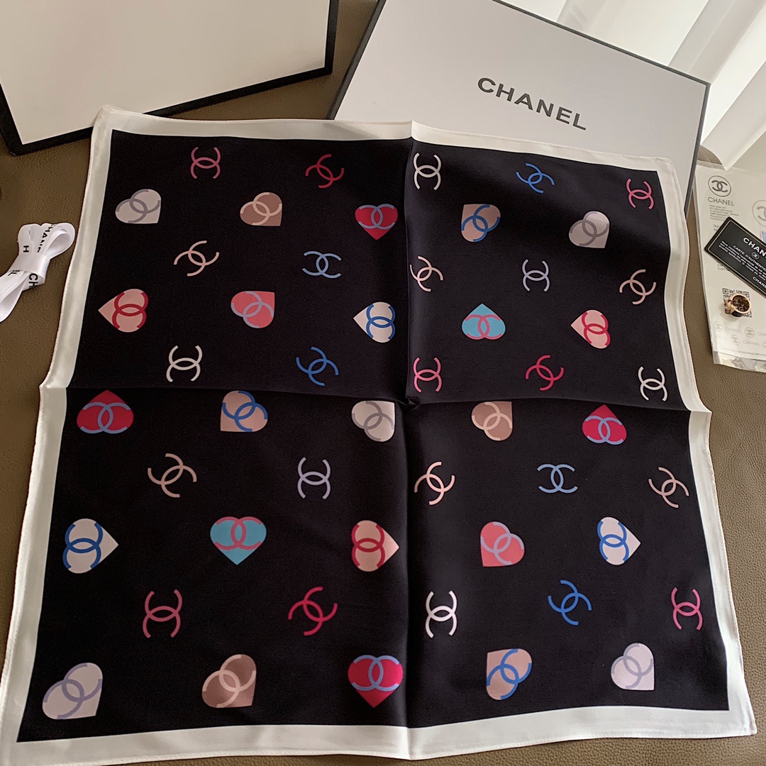 Chanel Silk scarf 70cm 113742