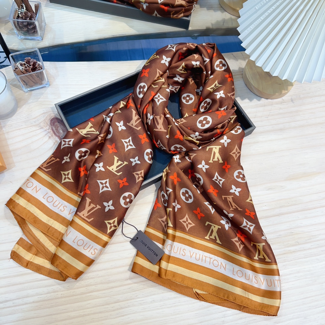 LV Louis vuitton silk scarf 113713