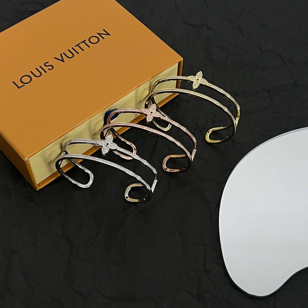 LV Louis vuitton Idylle Blossom Bracelet 113780