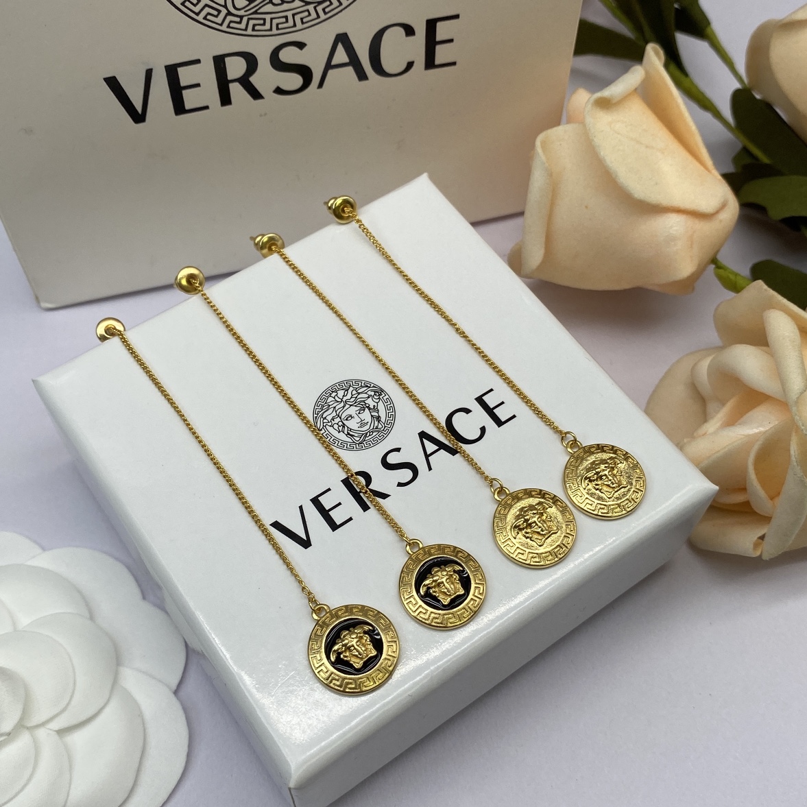 Versace earrings 113774