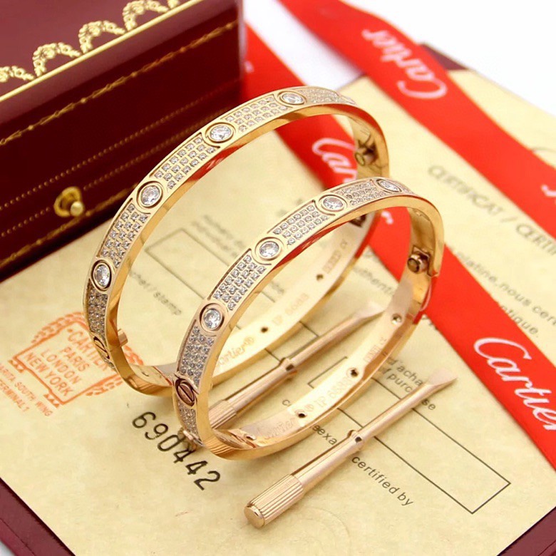 Cartier unfading love Bracelet full diamond