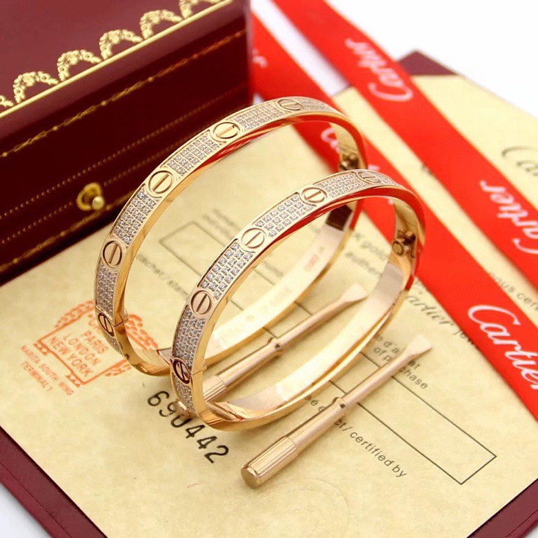 Diamond Cartier unfading love Bracelet