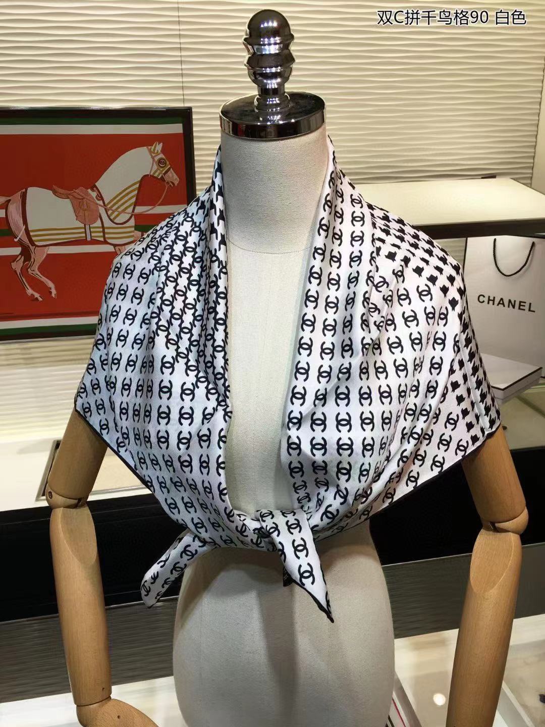 Chanel Silk scarf 113880