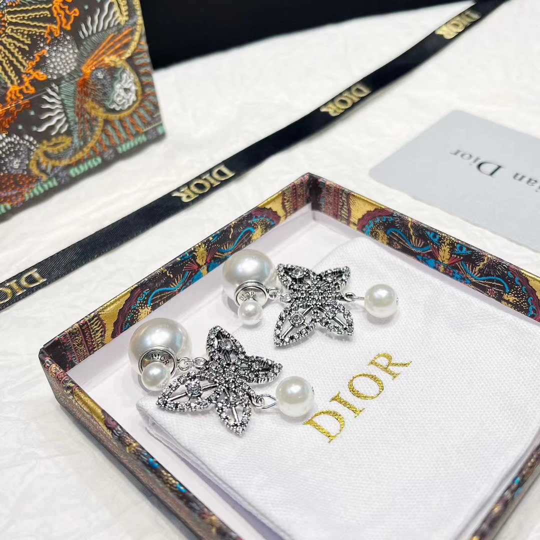 A1501 Dior Tribales butterfly earrings