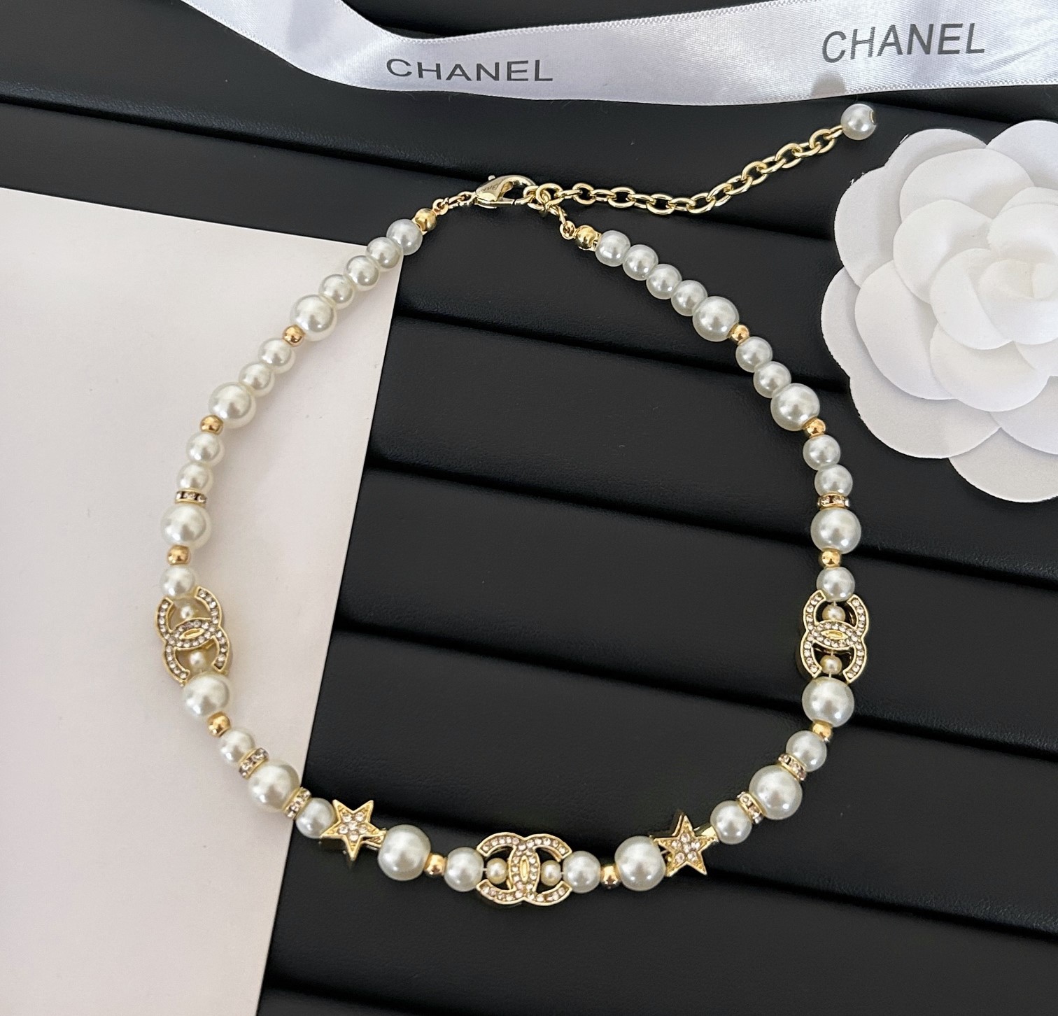 c97 Chanel choker necklace