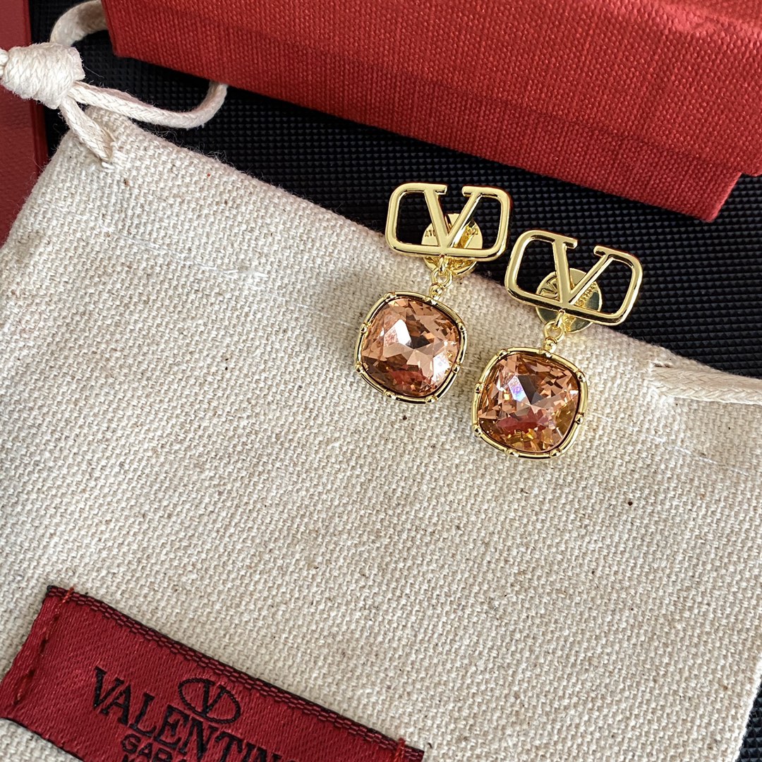 A1307 Valentino earrings