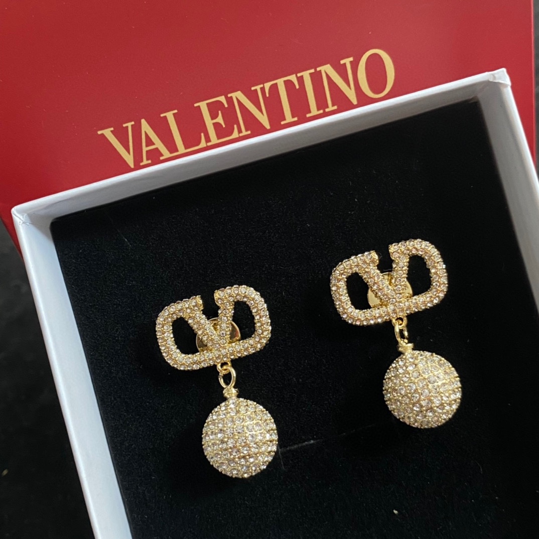 A1360 Valentino crystal earrings