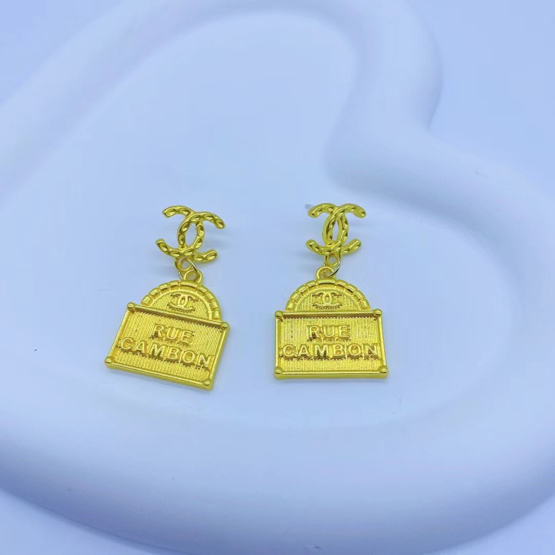 Chanel earrings 113975
