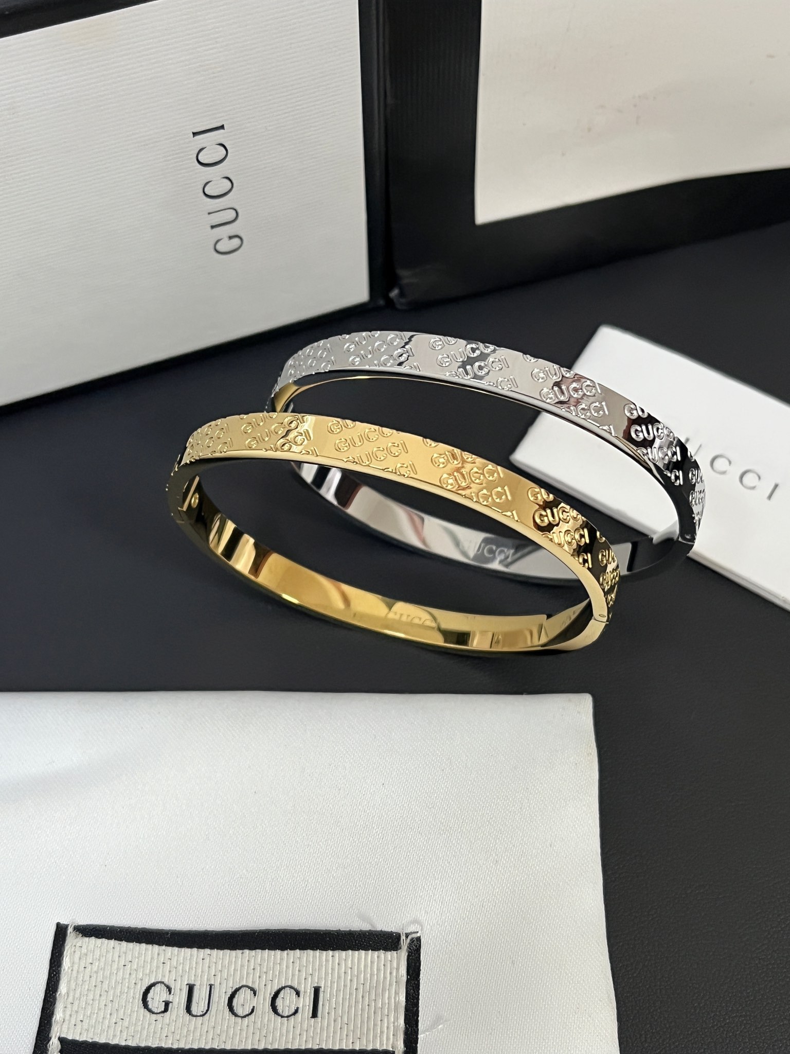 S373 Gucci bracelet