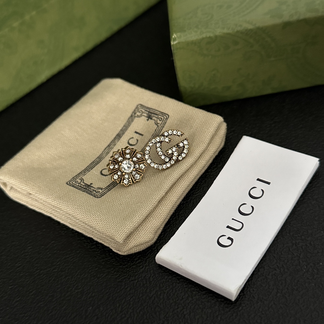 A1019 Gucci earrings