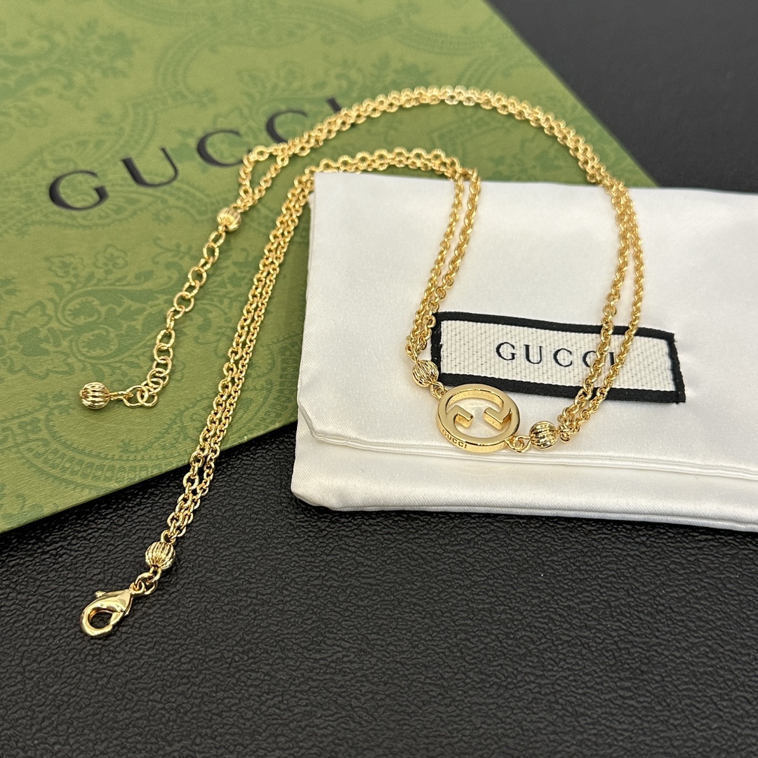 B234 Gucci necklace
